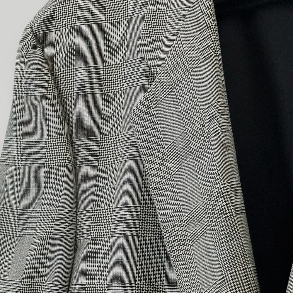 VTG Burberrys Sport Coat Mens Size 42 R Black White Plaid Window‎ Pane Wool USA
